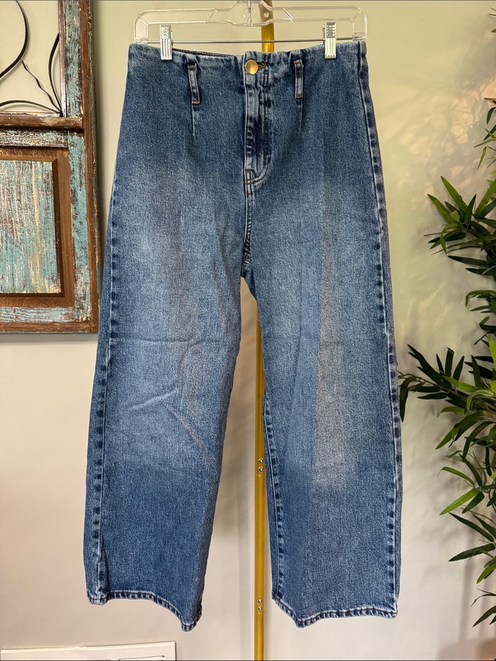 Zara high rise wide Leg Jeans - Medium Blue cropped Denim jeans
